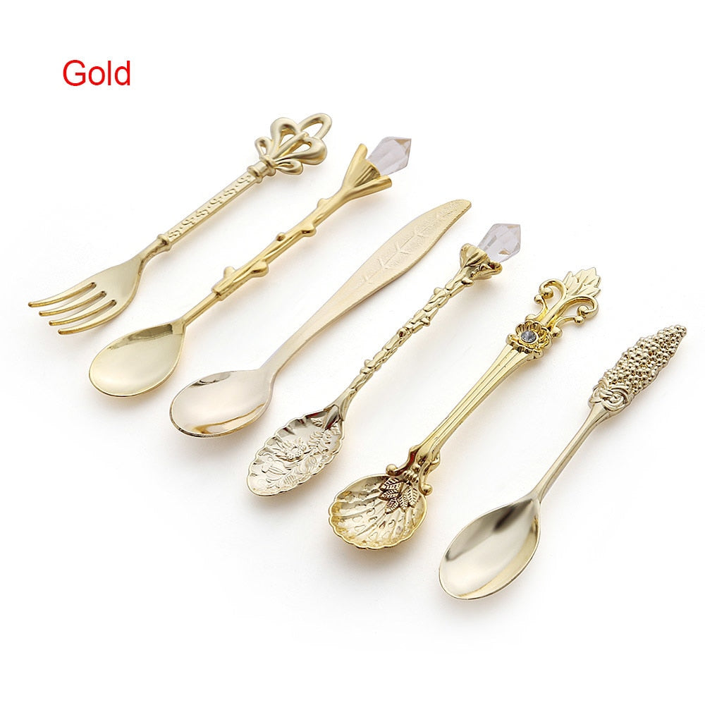 Vintage Royal Style Teaspoon Set
